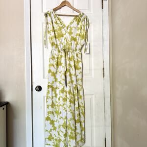 Calvin Klein Long Maxi Green And White Flower Dress Size 8 Sleeveless NWT